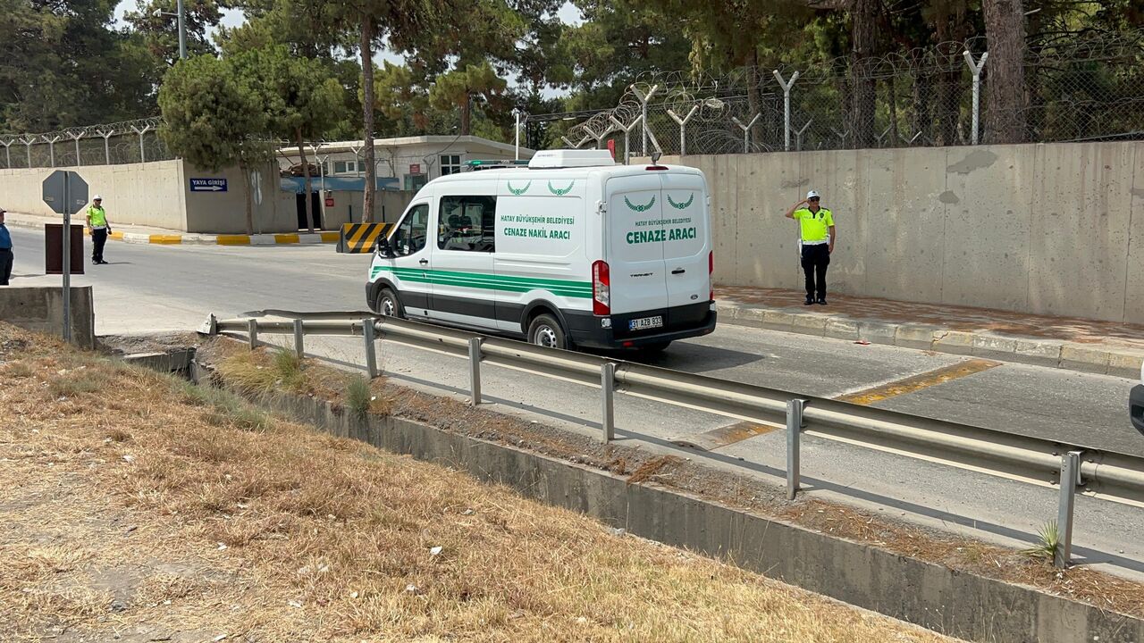 İskenderun'da Şehitler Için Tören Düzenlendi (4)