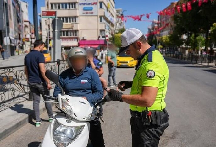 Isparta’da Motosiklet Denetiminde 137 Sürücüye Ceza (2)