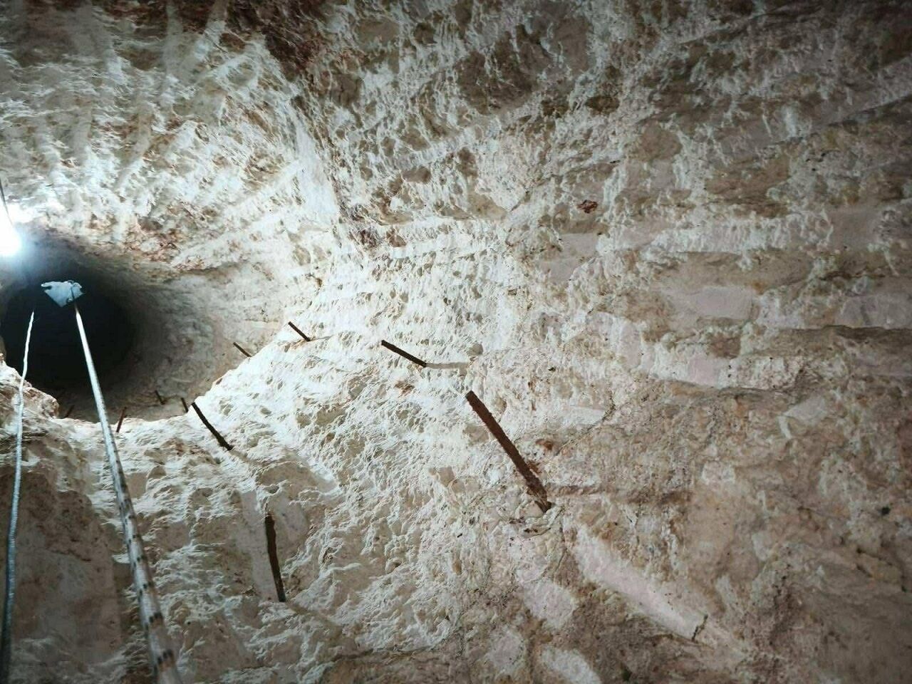 Kaçak Kazı Yapan Şahsı, Jandarma Suçüstü Yakaladı (3)