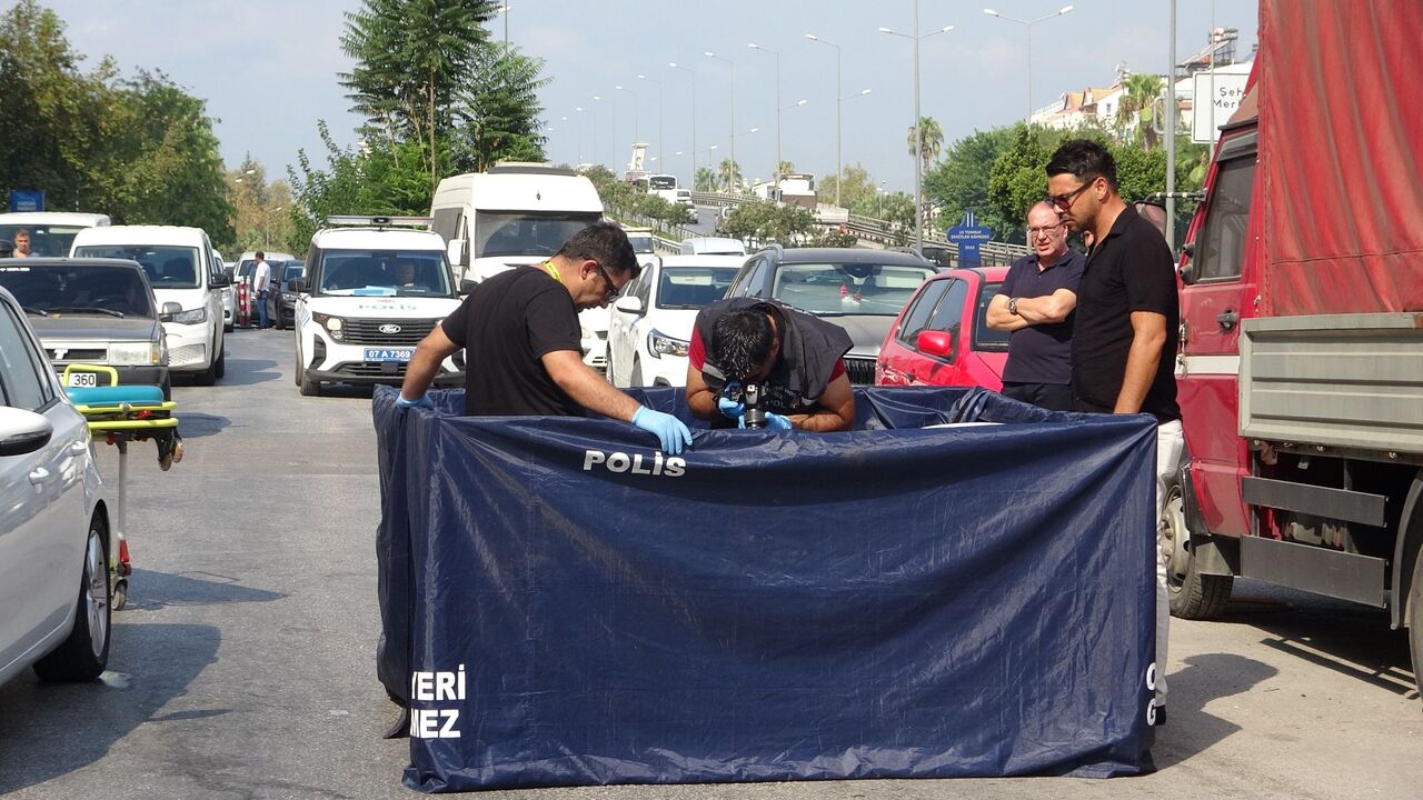 Kadayıf Dağıtırken Direksiyon Başında Hayatını Kaybetti (5)