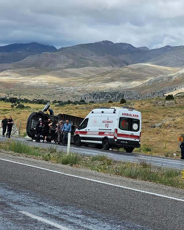 Kahramanmaraş Ta Pikap Devrildi Ekipler Olay Yerinde 1