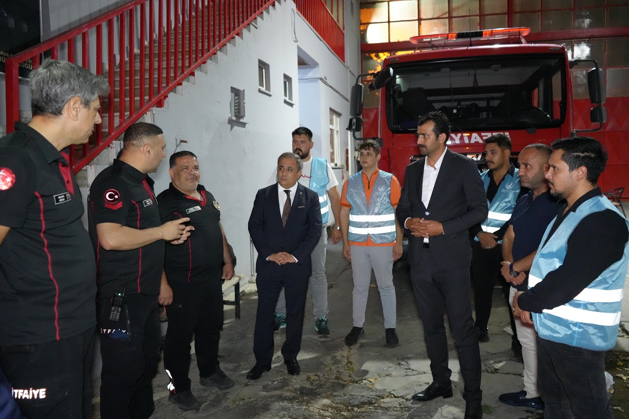 Kahramanmaraş Ülkü Ocakları’ndan İtfaiyecilere Anlamlı Aşure Ziyareti (7)