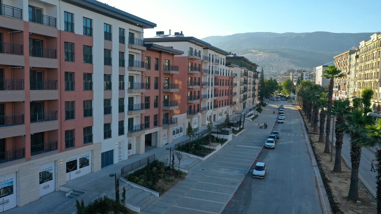 Kahramanmaraş’ın Kalbi Yeniden Atıyor Trabzon Caddesi Yeni Yüzüyle Hazır (2)