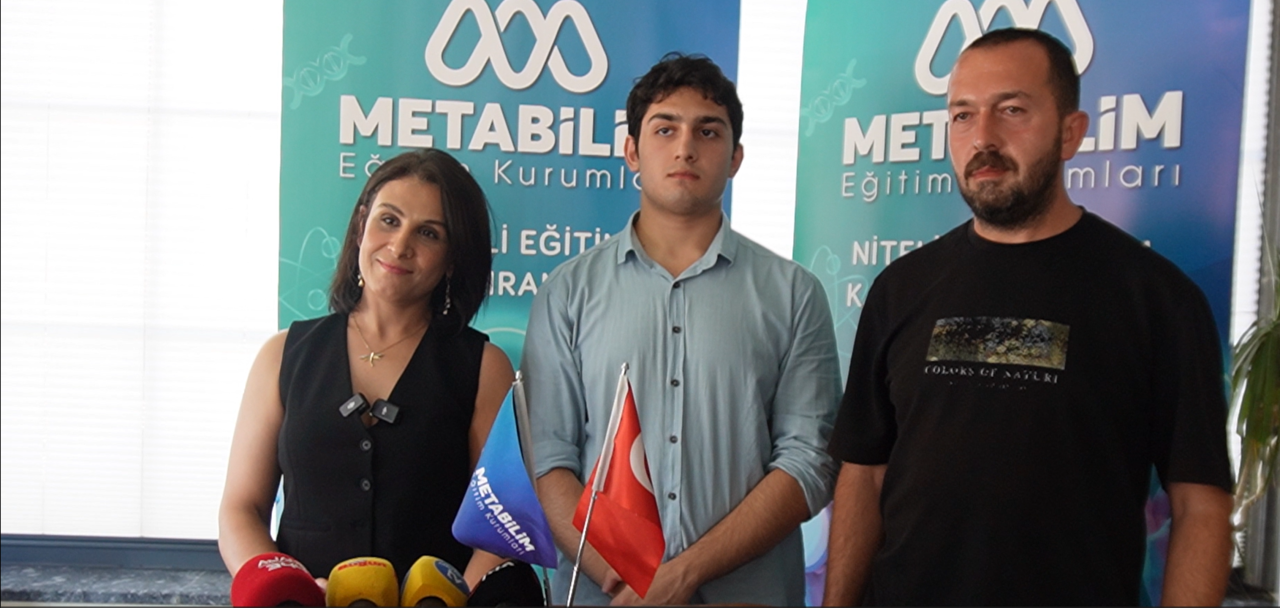 Kahramanmaraşlı Öğrenci Yks'de Türkiye 5'Incisi Oldu (1)-1