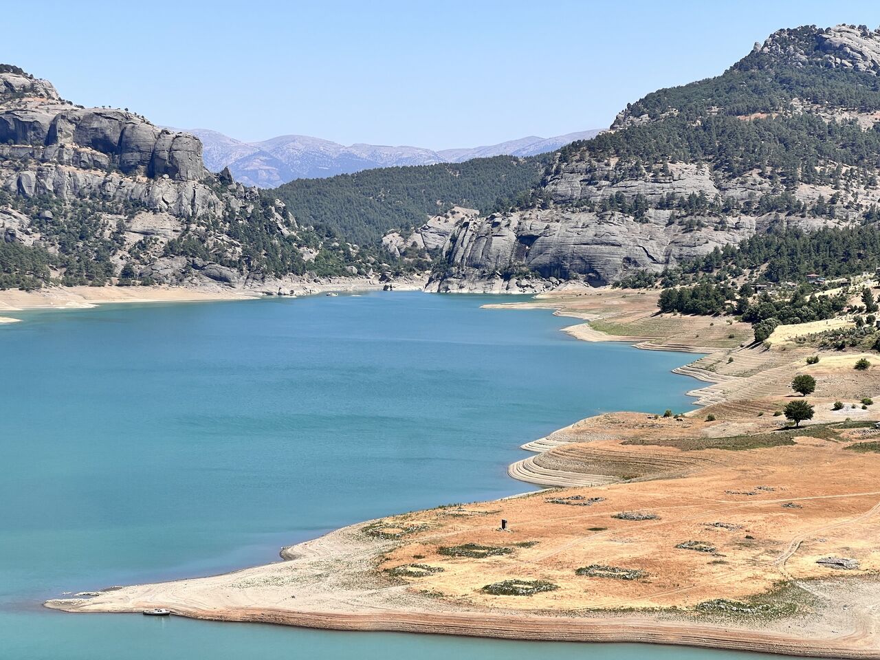 Kahramanmaraş'ta Ali Kayası Ve Güredil Kalesi Eşliğinde Eşsiz Doğa Manzarası (4)