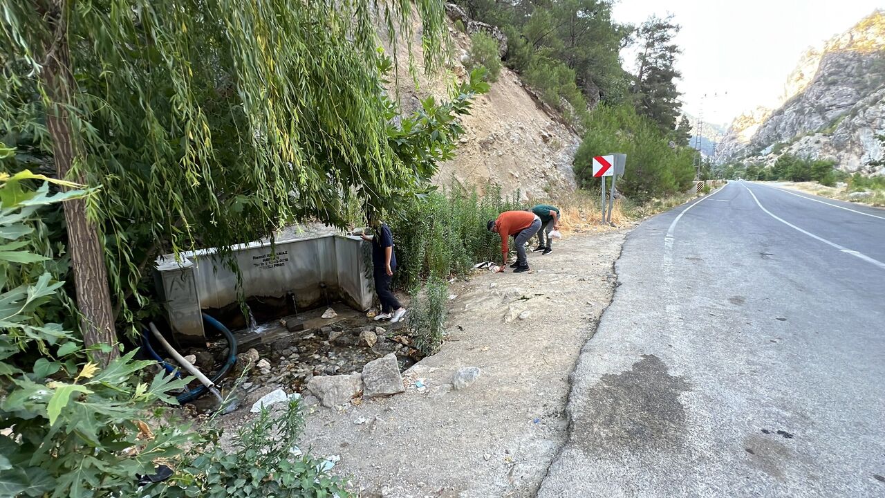 Kahramanmaraş’ta Dağdan Gelen Serin Su Yaz Sıcağını Unutturuyor (4)