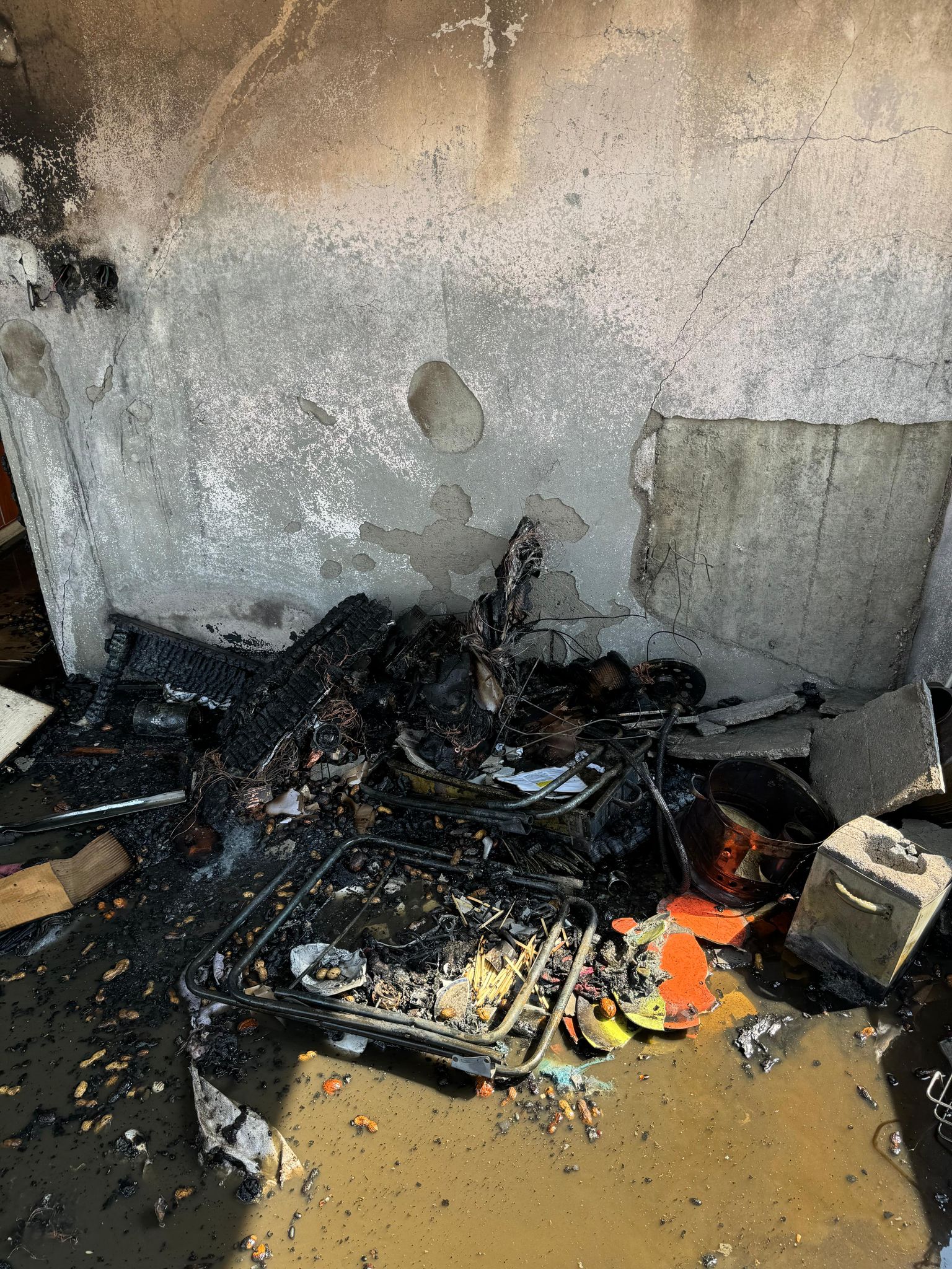 Kahramanmaraş’ta Daire Alev Alev Yandı, Mahallede Panik Yaşandı (5)