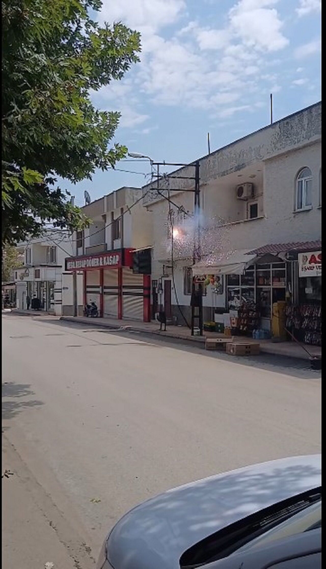 Kahramanmaraş’ta Elektrik Kablosu Kopması Korkuttu (2)