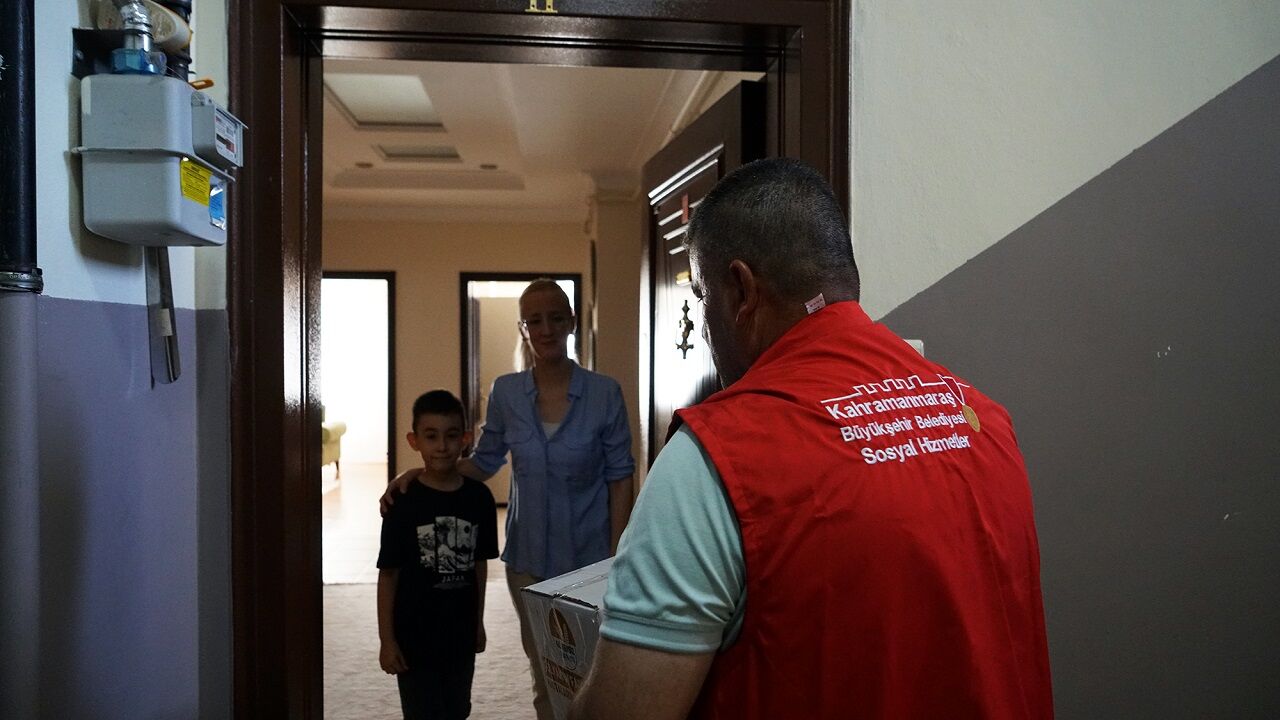 Kahramanmaraş'ta Glütensiz Gıda Paketleri İhtiyaç Sahiplerinin Kapısında (1)