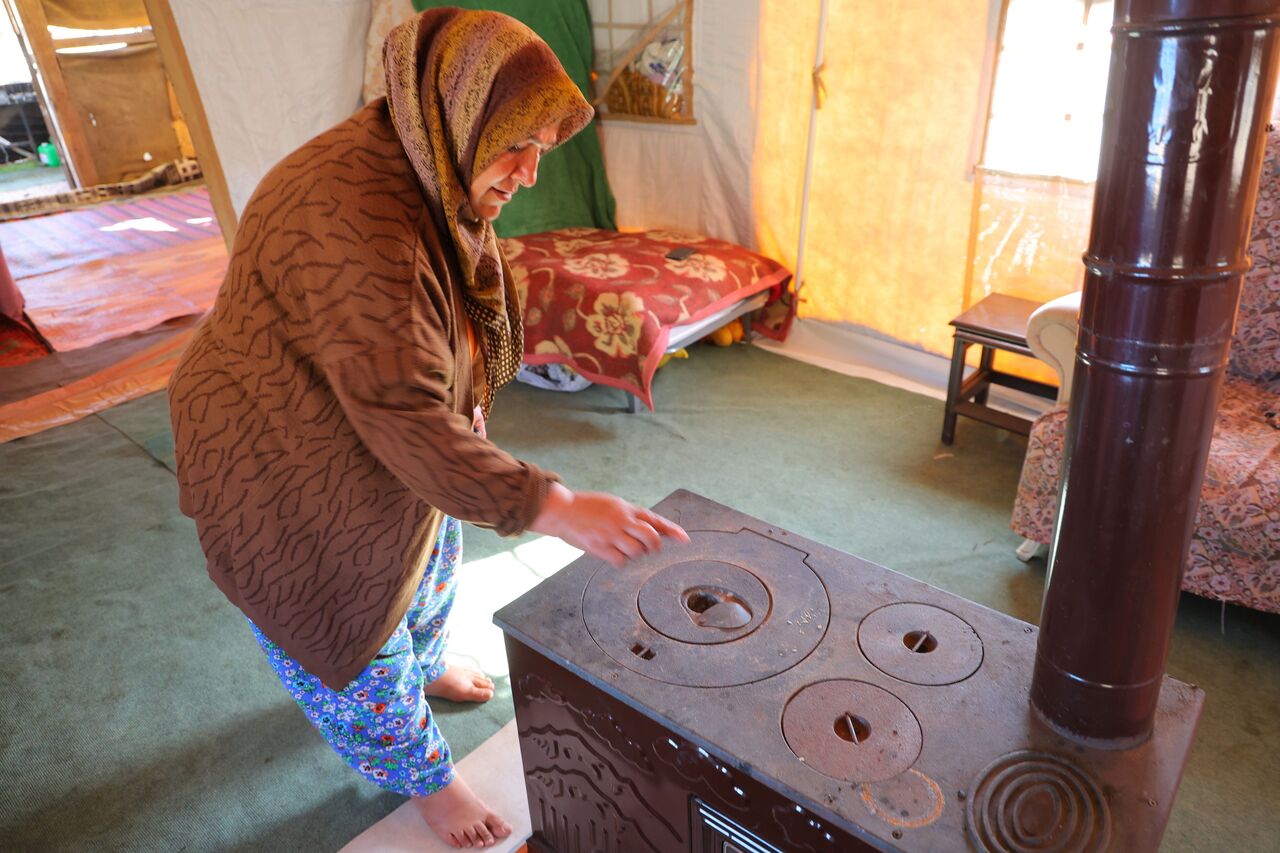 Kahramanmaraş'ta Şehir Yanarken Dağda Soba Yakıyorlar (3)