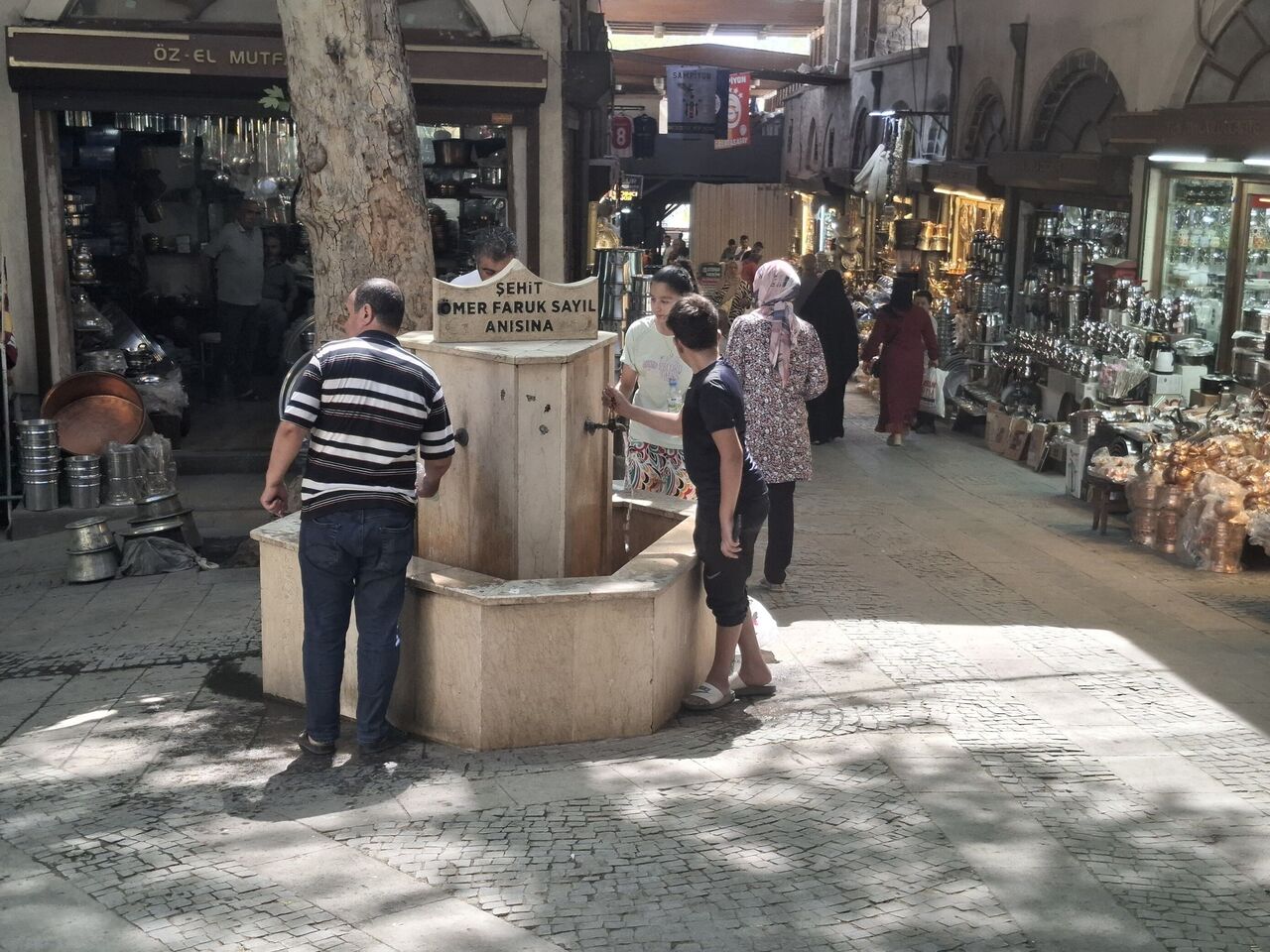 Kahramanmaraş’ta Termometre 46 Dereceyi Gördü, Hissedilen Sıcaklık 50’Yi Aştı (6)