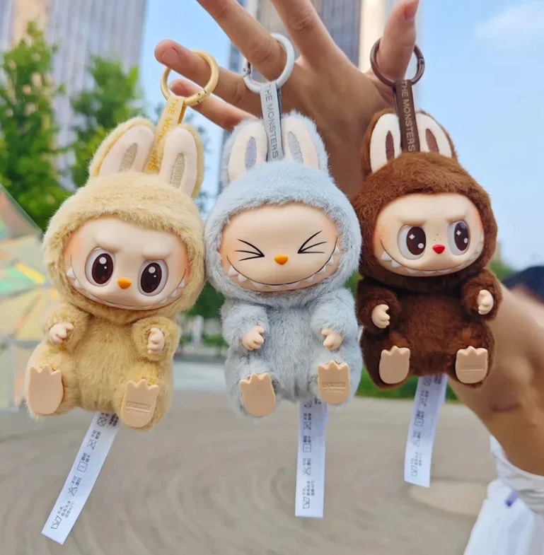 Labubu Modası Türkiye’ye Geldi, Almak İçin Saatlerce Kuyrukta Bekliyorlar (3)