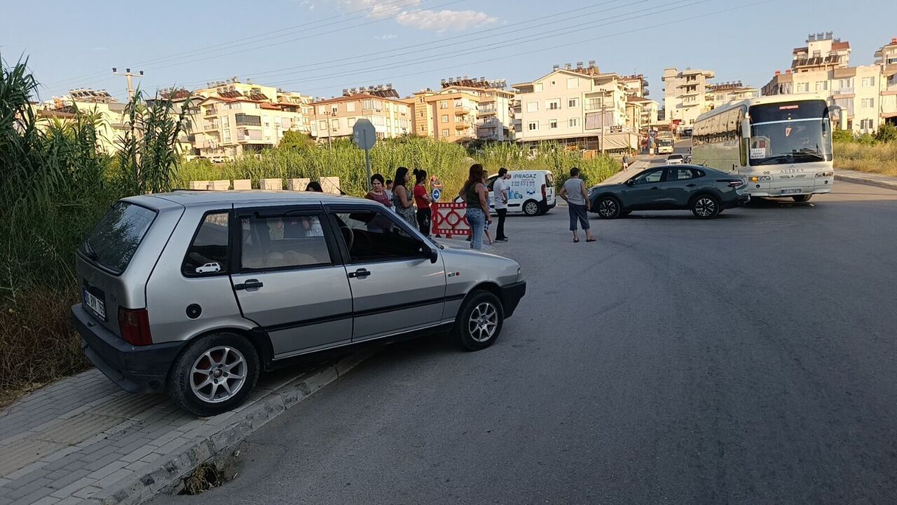 Manavgat’ta Ters Dönen Araçtan Mucizevi Kurtuluş (3)