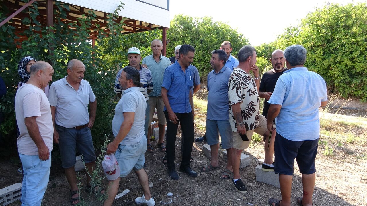 Mersin'de Arazi Dolandırıcılığı Iddiası Köylüler Organize Çetenin Hedefi Oldu (2)