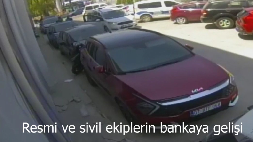 Mi̇t Görevlisi Kılığına Girip 10 Milyonluk Dolandırıcılık Yapacaktı, Suçüstü Yakalandı (3)