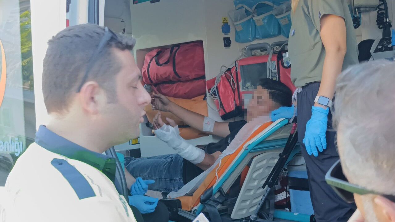 Motosikletle Kaza Yapıp Yaralandı, Polise 'Bisikletle Yaptım' Dedi (2)