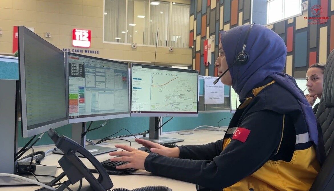 Osmaniye 112 Personeli Telefonla Hastayı Hayata Döndürdü (4)