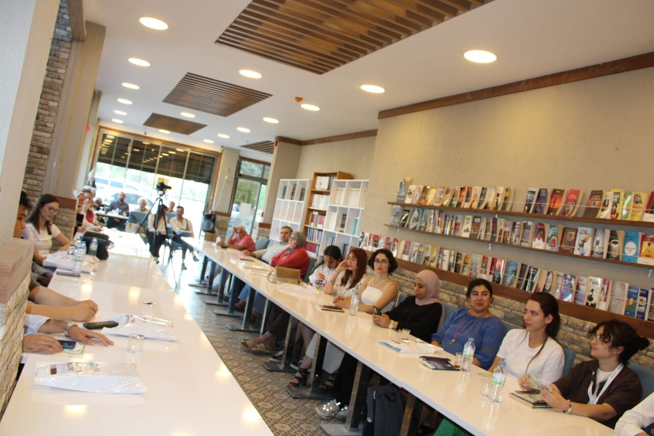 Sanatın Kalbi Kahramanmaraş'ta Attı Soner Okan'dan Edebiyatçılara Özel Keman Dinletisi (1)