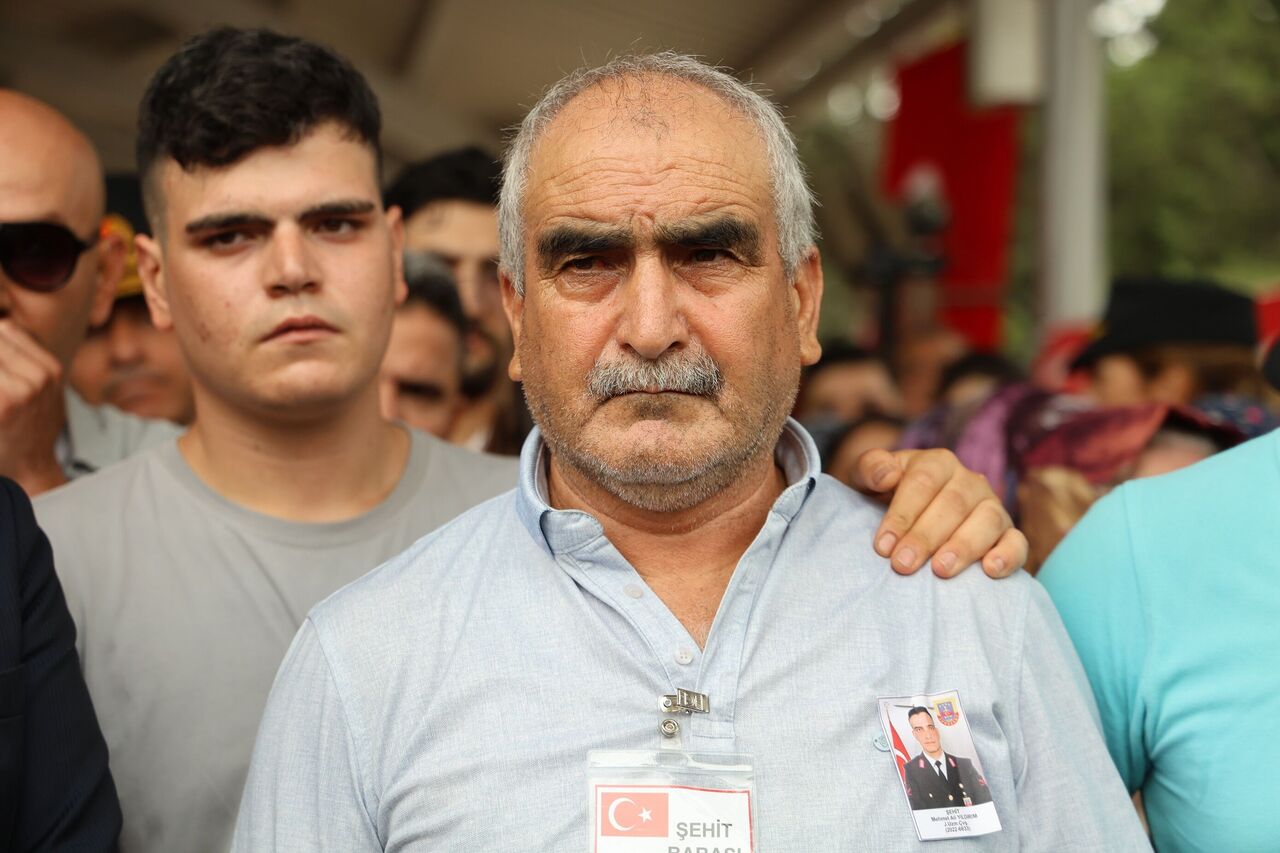 Şehit Jandarma Uzman Çavuş Yıldırım Adana’da Son Yolculuğuna Uğurlandı (4)