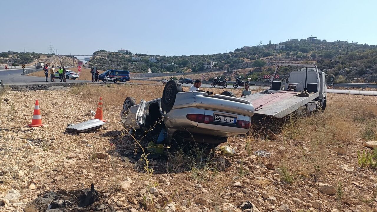 Silifke’de Otomobil Takla Attı 1 Ölü, 1 Ağır Yaralı (2)