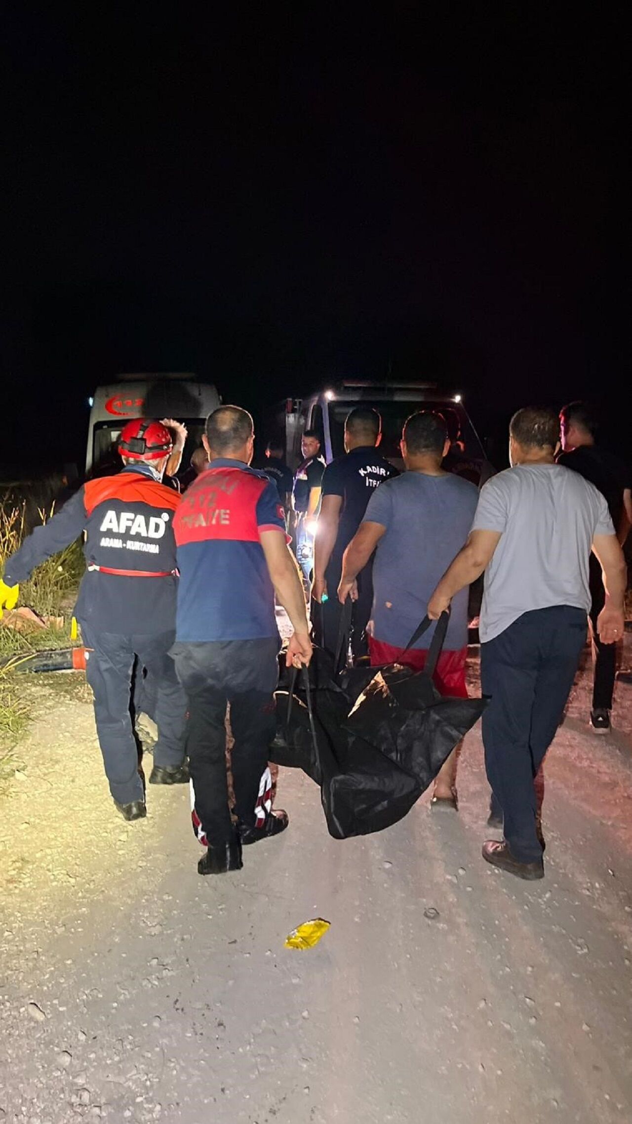 Sulama Kanalına Uçan Otomobilde 1 Kişi Boğuldu (3)