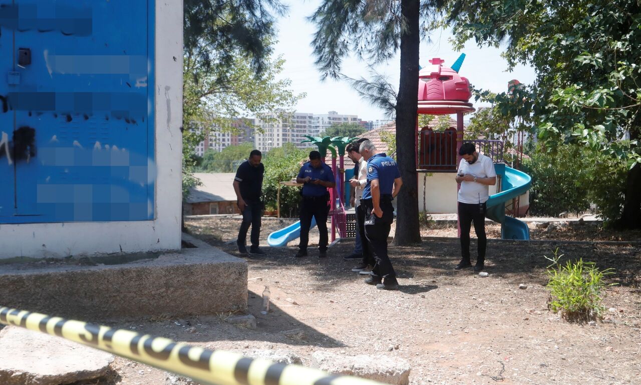 Tartıştığı Kişiyi Bacağından Vurup Başında Bekleyen Şüpheli 5 Bin Tl Alacağım Vardı (8)