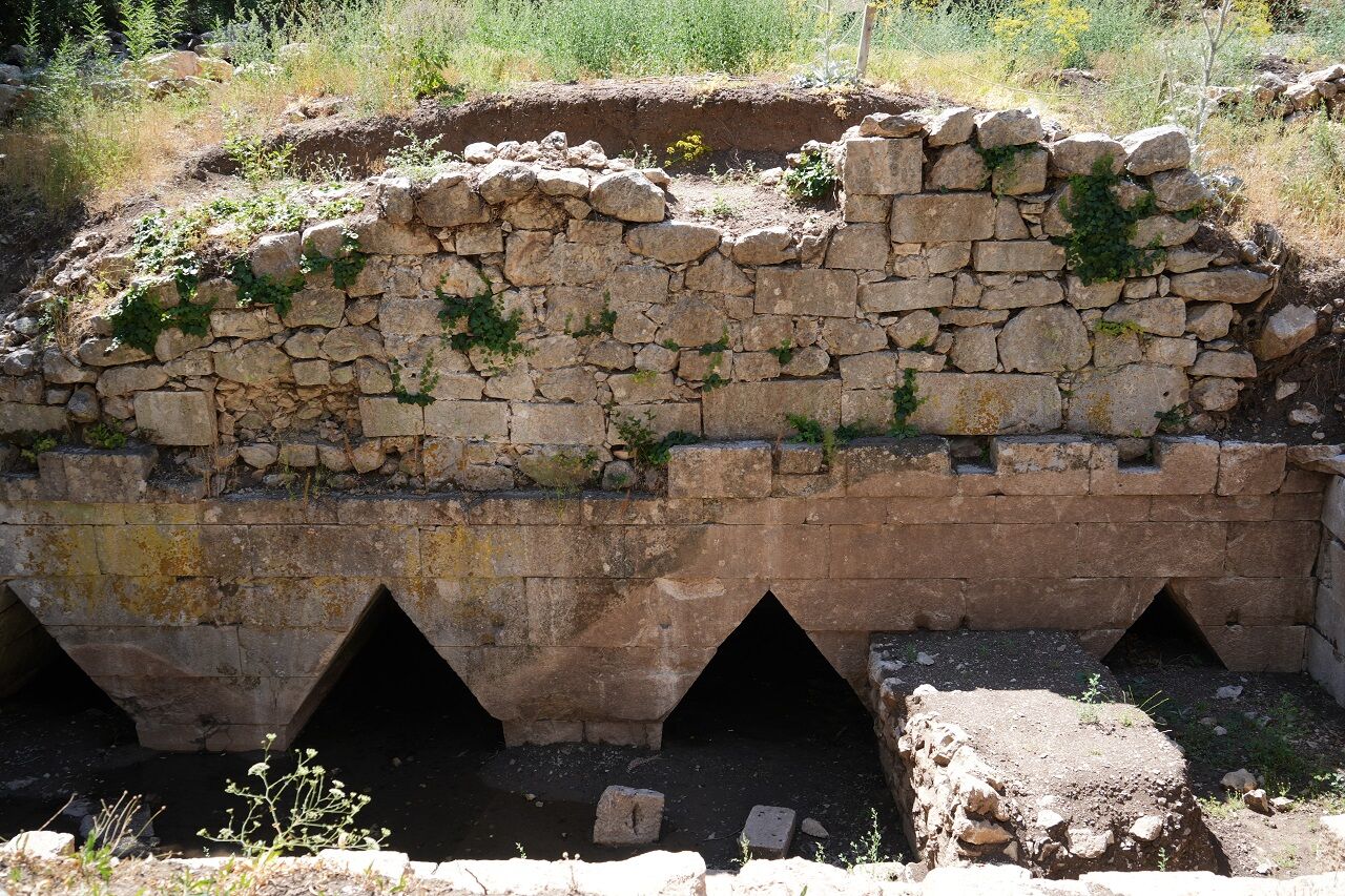 Termessos’ta Ilk Kazı Başladı Antik Anıt Mezar Ayağa Kalkıyor (5)