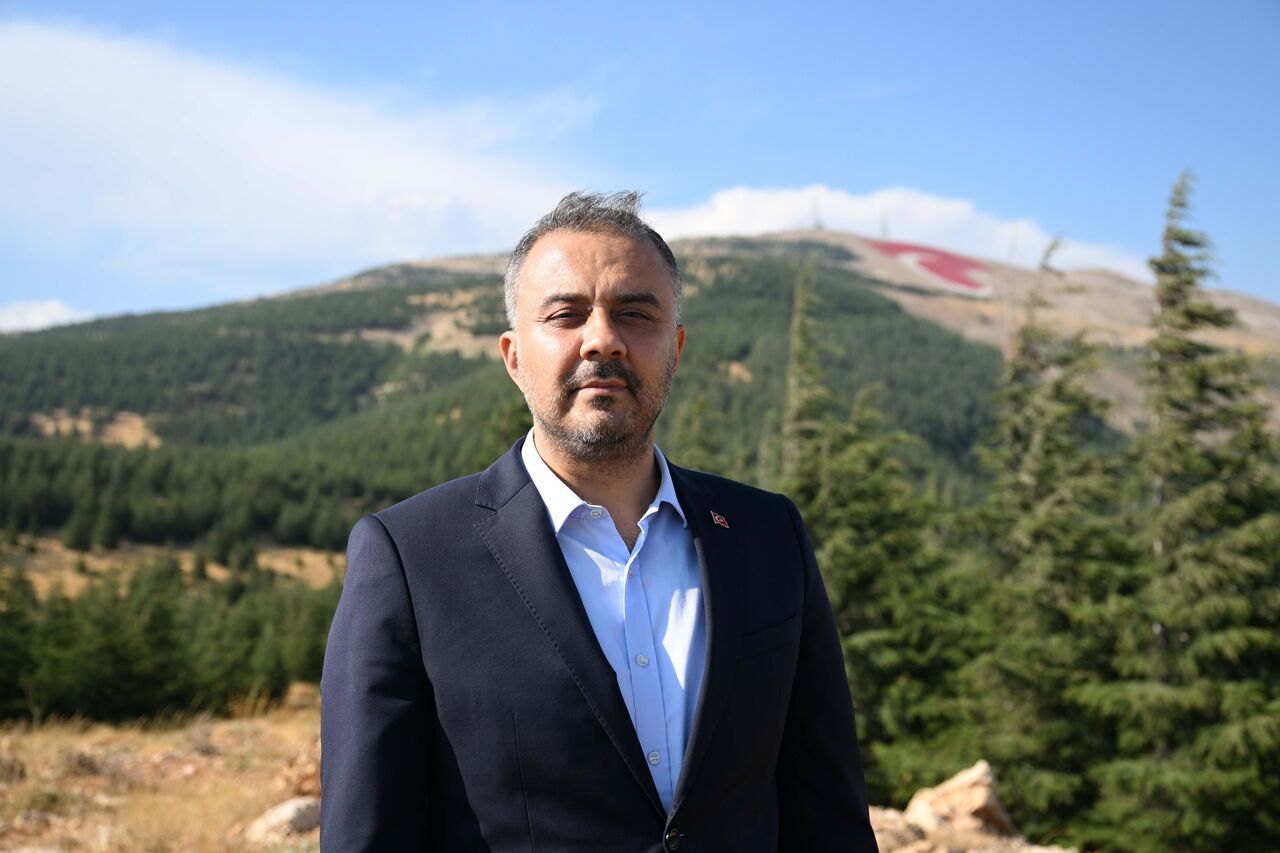 Türkiye'nin En Büyük Bayrağı Kahramanmaraş'ta Dalgalanacak (4)