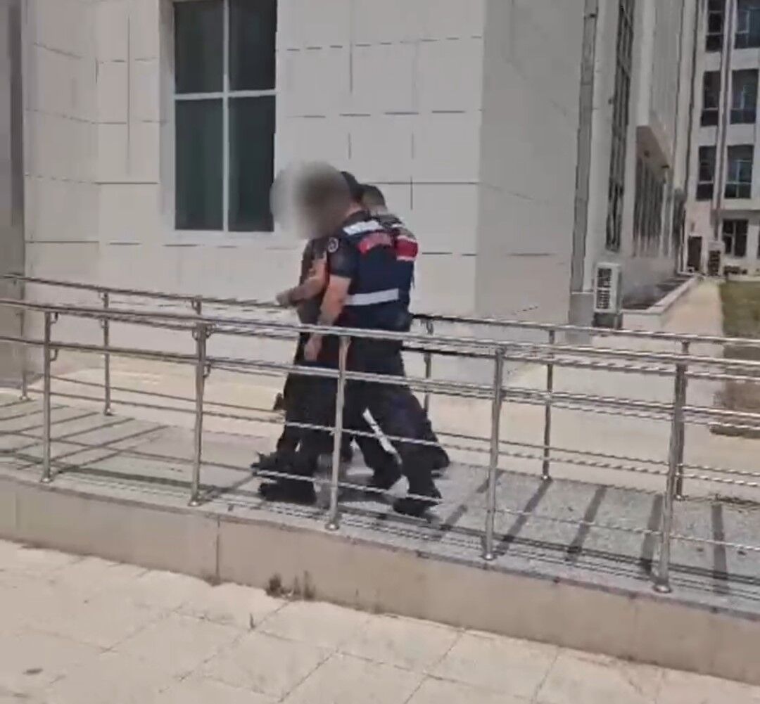 Yüz Tanıma Sistemiyle Kimliği Tespit Edildi, 6 Yıl Hapis Cezası Olduğu Ortaya Çıktı-1