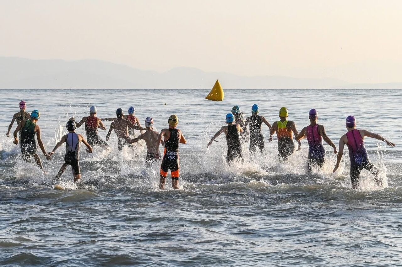 24. Eğirdir Triatlonu Türkiye Kupası Yarışları'nın Ilk Günü Tamamlandı (3)
