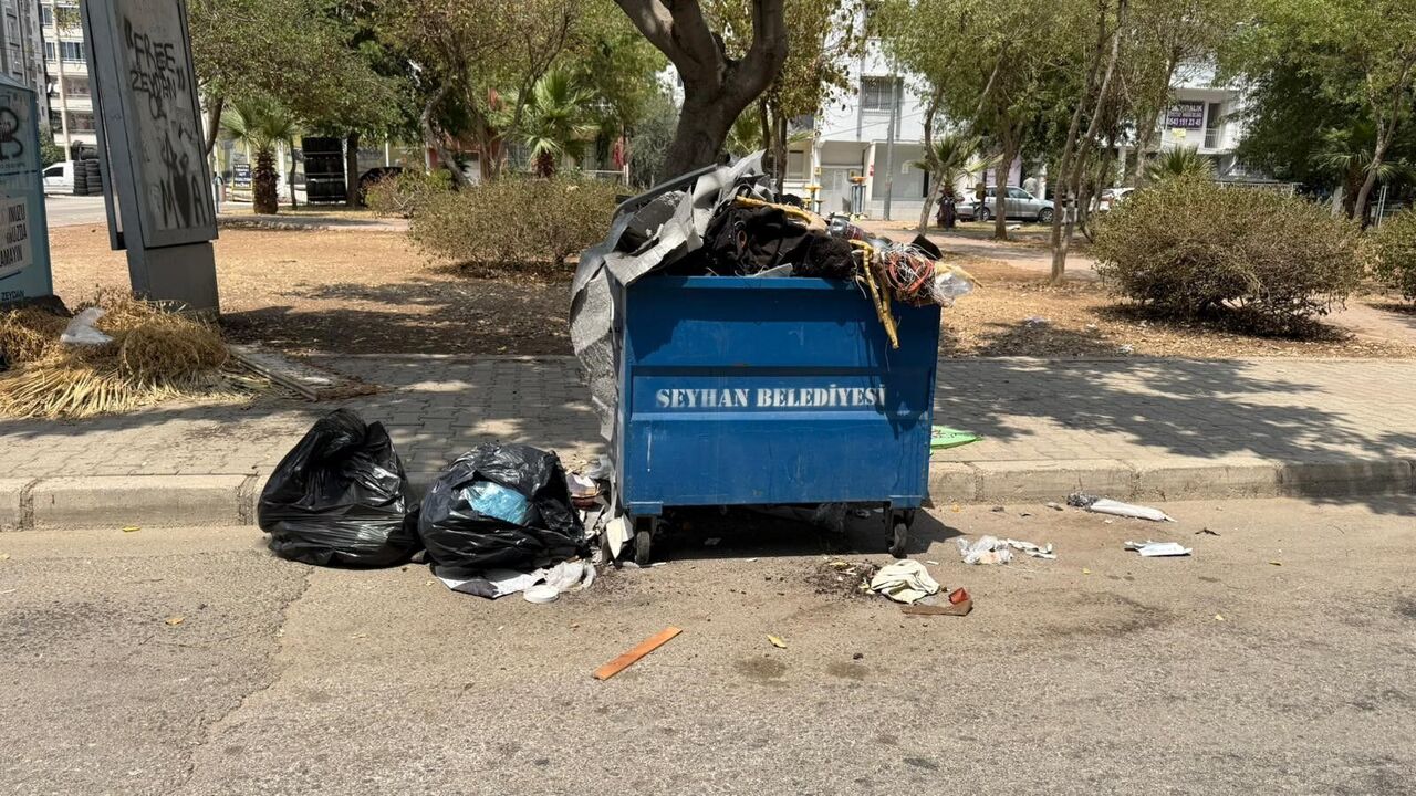 Adana Seyhan’da Çöp Ve Moloz Isyanı Mahalleler Atıkların Altında Kaldı (4)