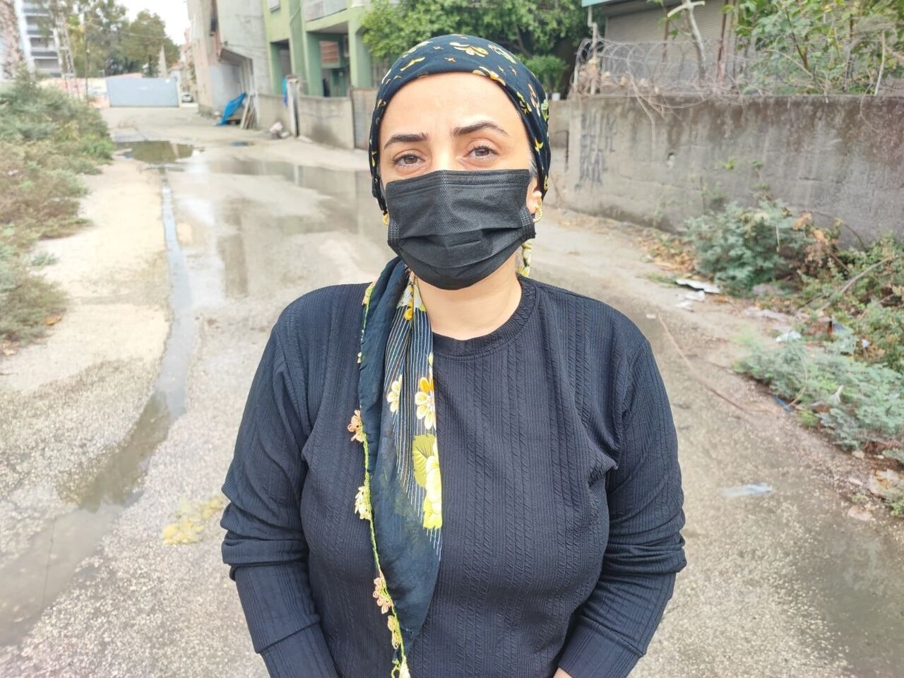 Adana’da 2 Yıldır Taşan Kanalizasyon Hayatı Felç Etti Vatandaş Maskesiz Dışarı Çıkamıyor (4)