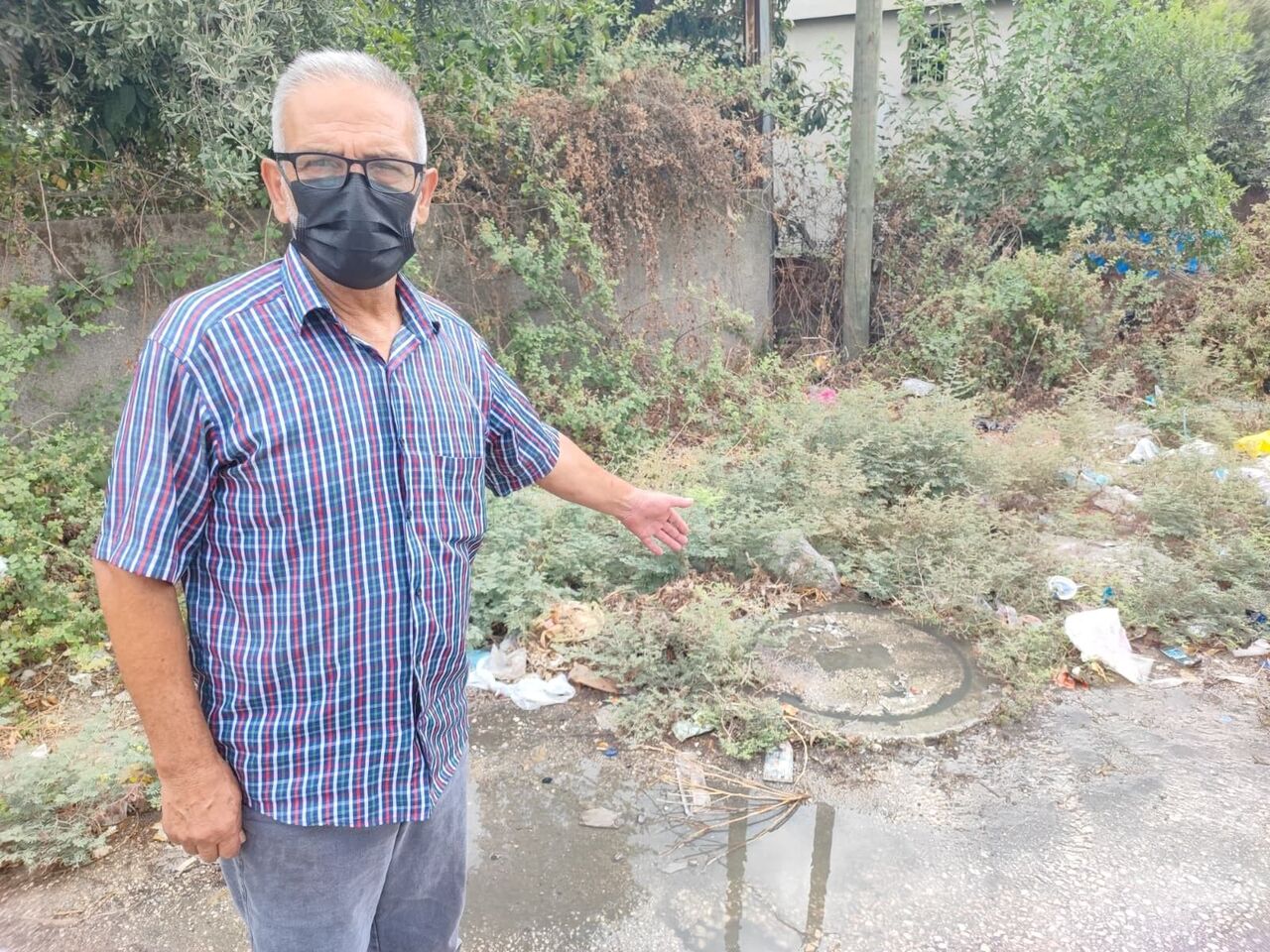 Adana’da 2 Yıldır Taşan Kanalizasyon Hayatı Felç Etti Vatandaş Maskesiz Dışarı Çıkamıyor (5)