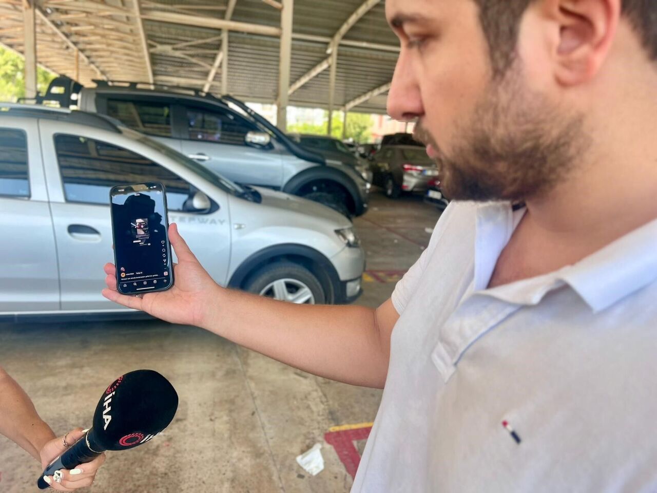 Aldıkları Sıfır Otomobile Binmeye Korktular Yapay Zekayla Seslerini Duyurmaya Çalıştılar (2)