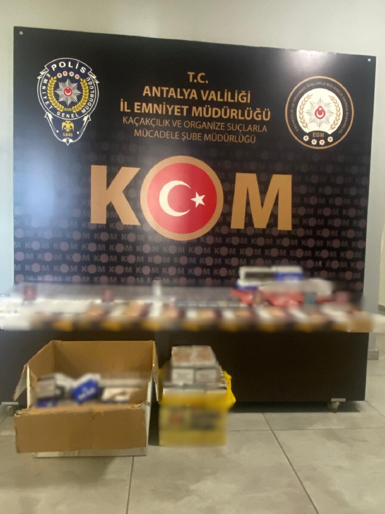 Antalya’da Kom Operasyonlarında 2 Şüpheli Tutuklandı Çok Sayıda Malzeme Ele Geçirildi (5)