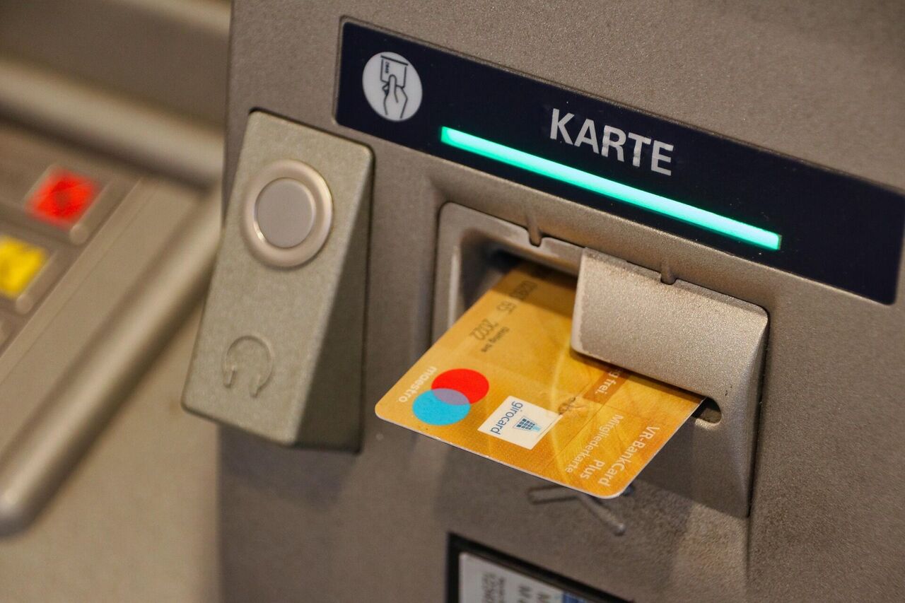 Atm’lerde Yeni Dönem Para Yatırırken Bu Kurallara Dikkat Edin (6)