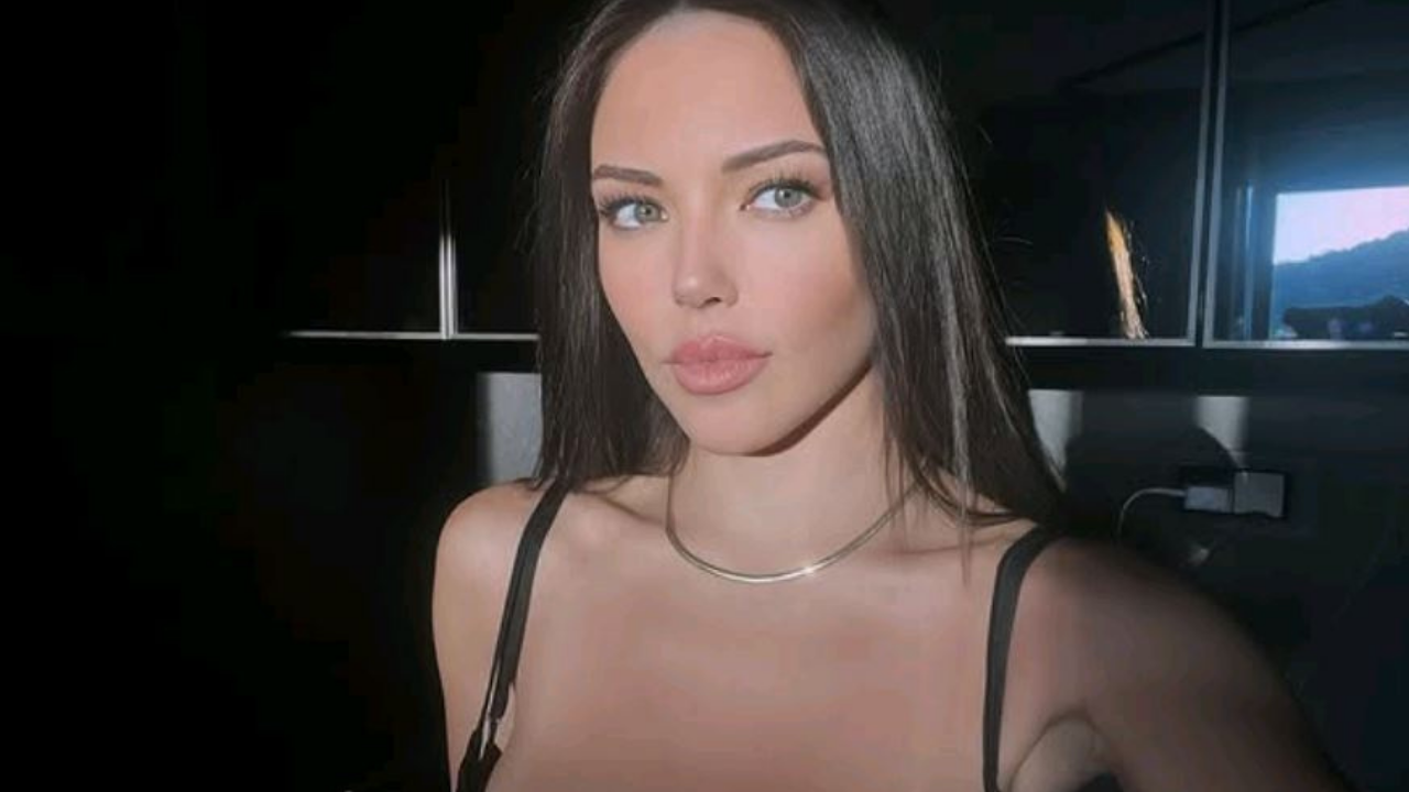 Aygün Aydın Nereli Modellikten Oyunculuğa Uzanan Yol (2)