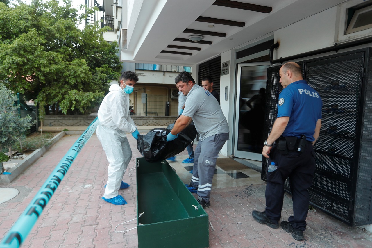 Banyoda Boğazı Kesilmiş Olarak Bulunmuştu, Şüphelinin Ifadesi Ortaya Çıktı (1)