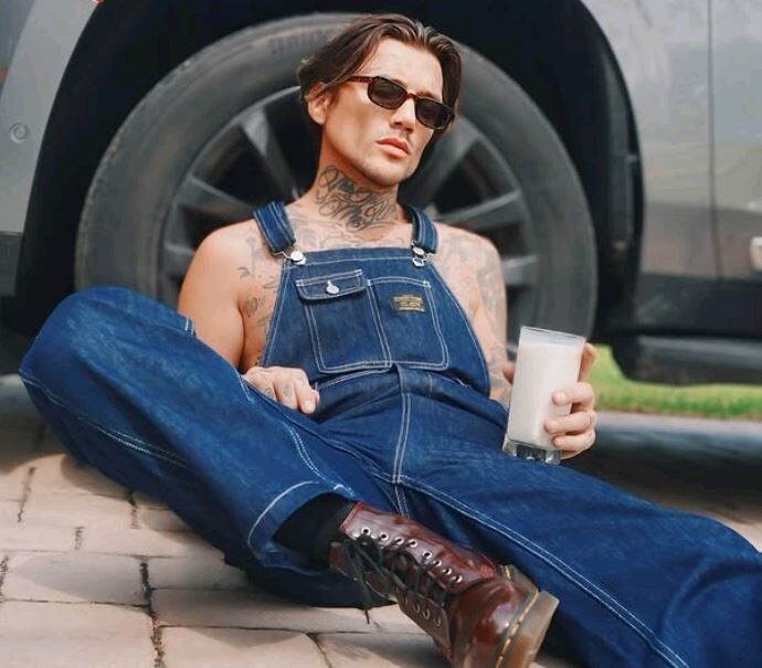 Barış Kenan Özkan Kimdir Girişimci, Müzisyen Ve Sosyal Medya Fenomeni (4)