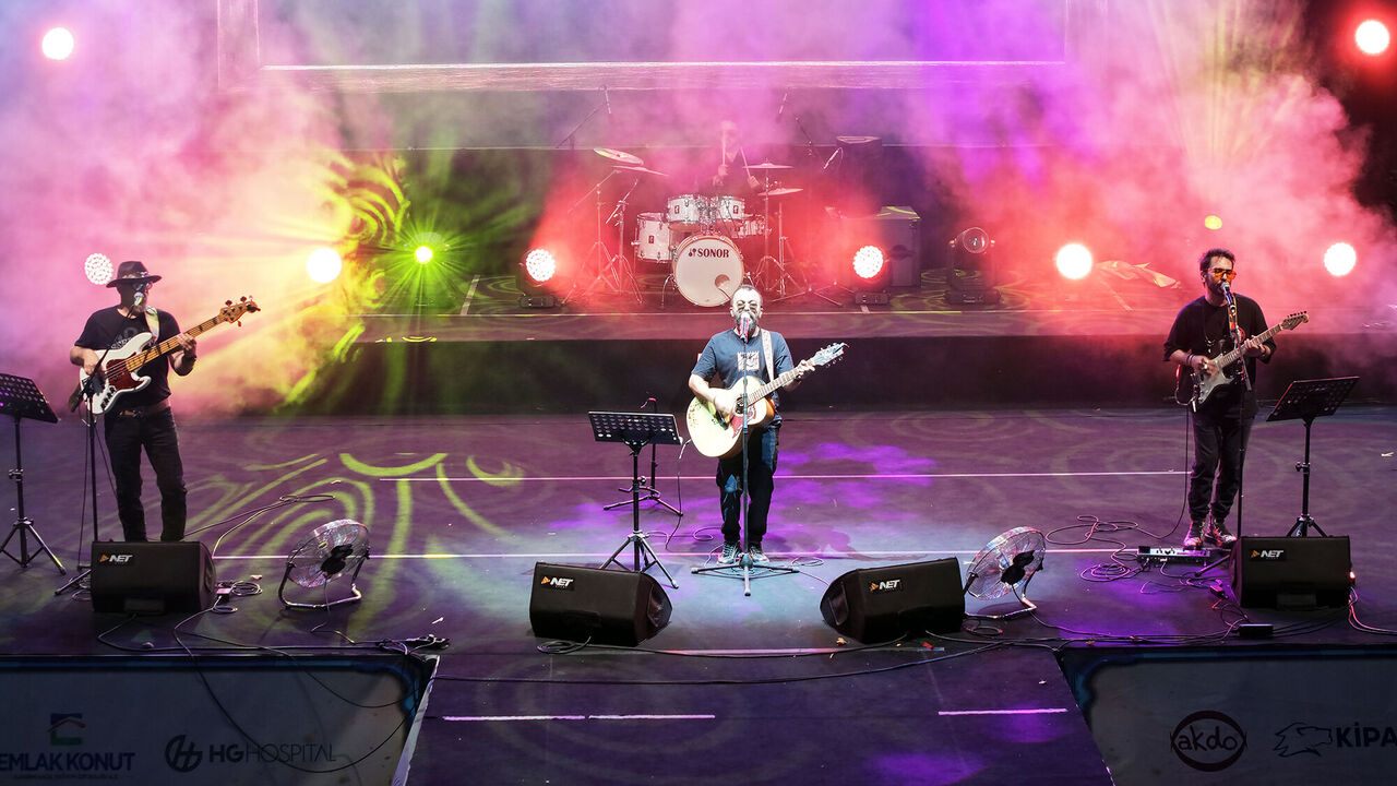 Binlerce Müziksever Kafum’da “Oldu O Zaman” Ile Coştu (2)