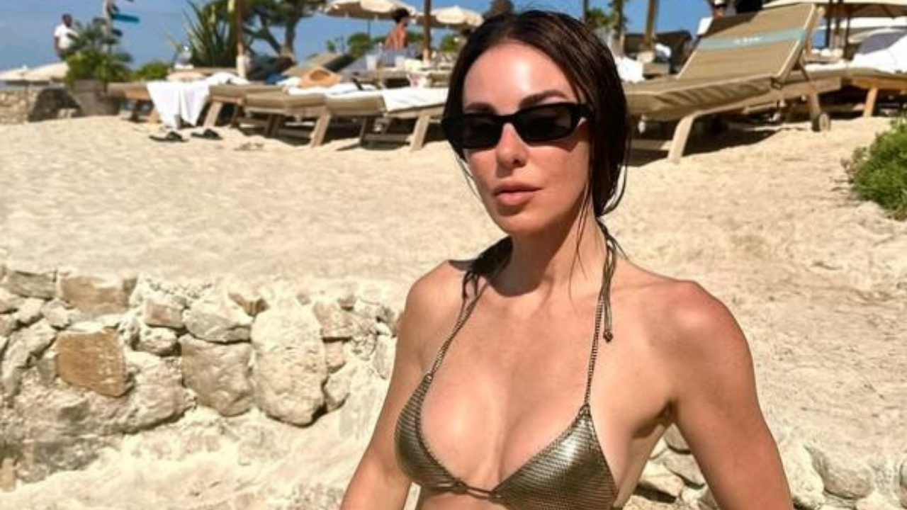 Defne Samyeli Kimdir Hayatı, Kariyeri Ve Sosyal Medya Etkisi (3)