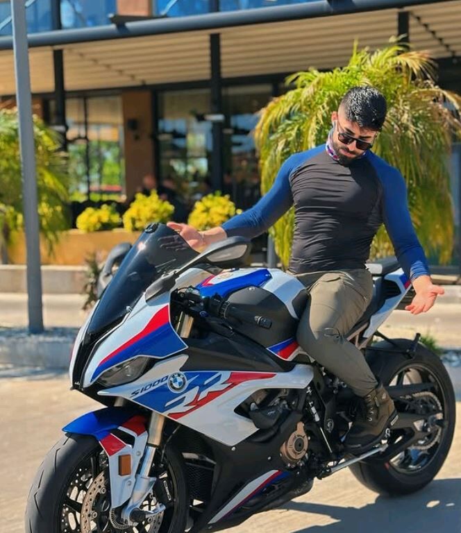 Deniz Servan Kimdir Nereli, Kaç Yaşındaydı (3)