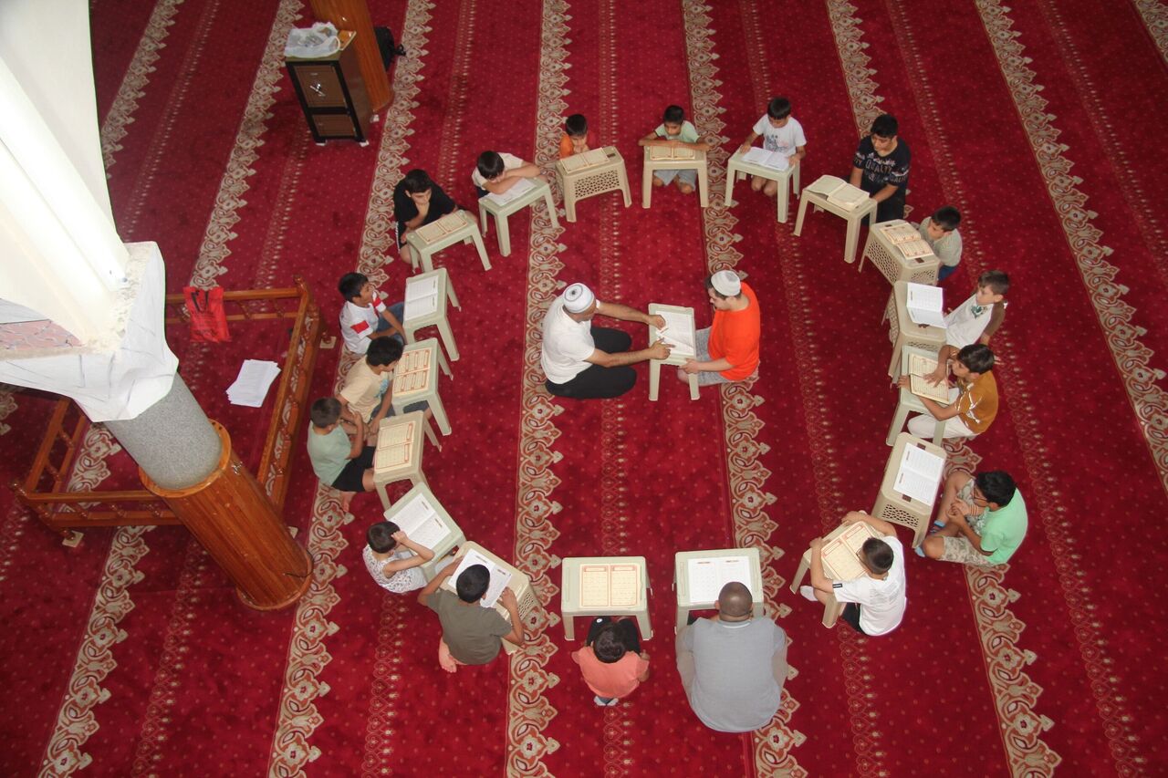 Down Sendromlu Gencin Cami Sevgisi Gönülleri Isıttı (4)