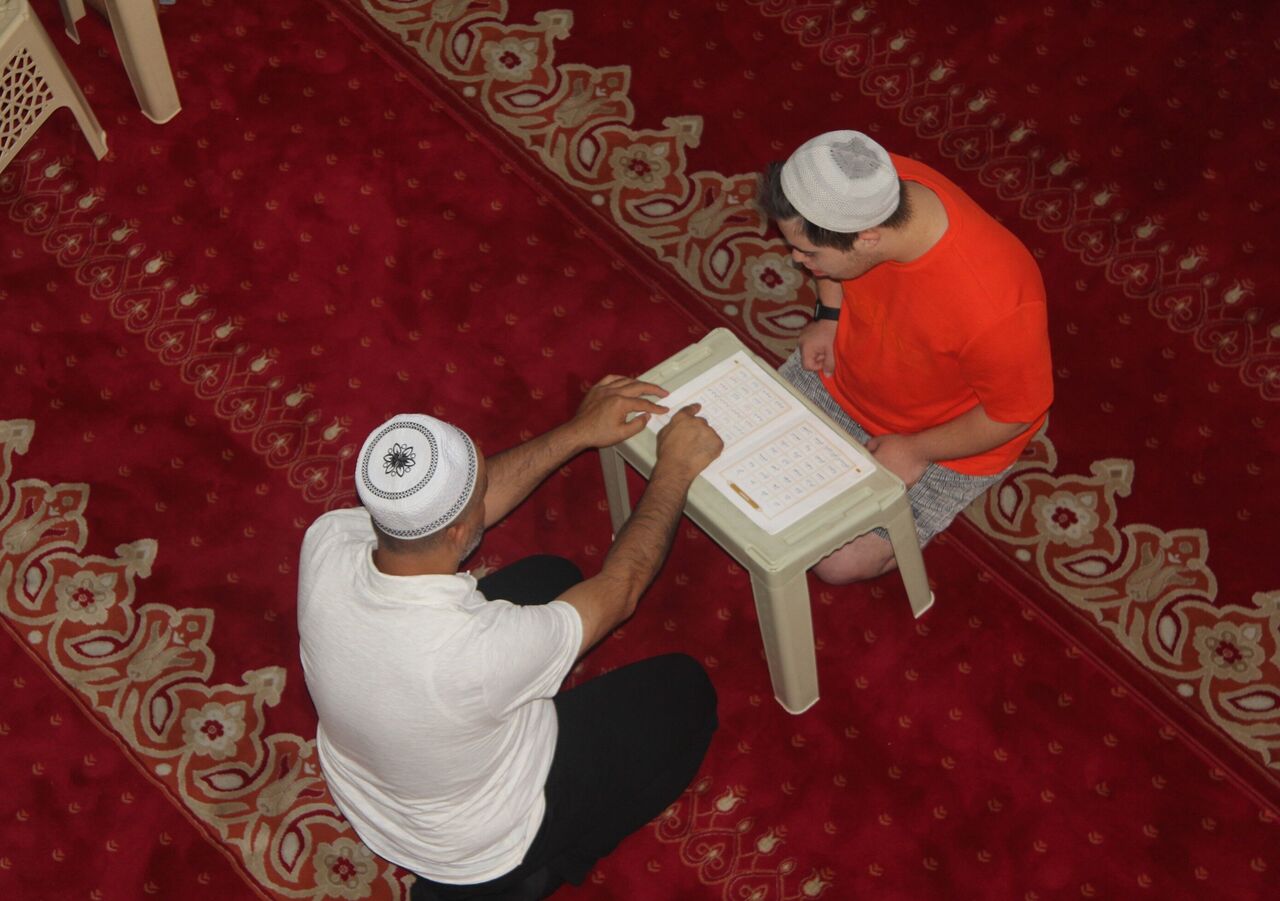 Down Sendromlu Gencin Cami Sevgisi Gönülleri Isıttı (5)