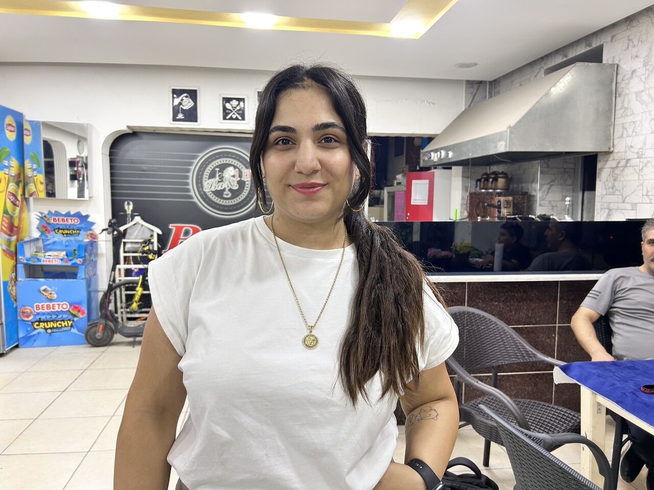 Dükkan Kapanmadan Önce Duyulan ‘Miyavlama’ Sesi Yavru Kedinin Hayatını Kurtardı (2)