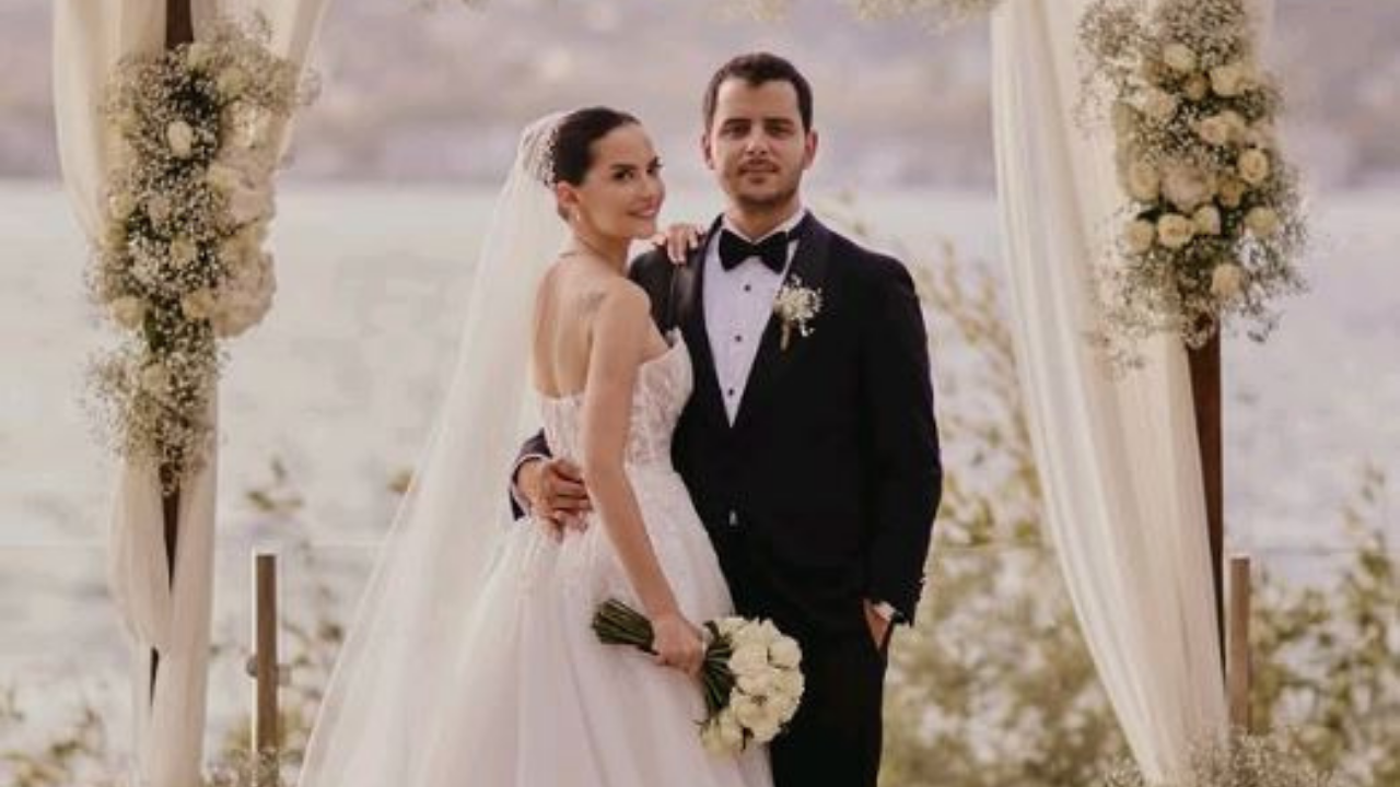 Ezgi Şenler Çocukluk Aşkıyla Evlendi Beykoz’da Görkemli Nikâh (1)