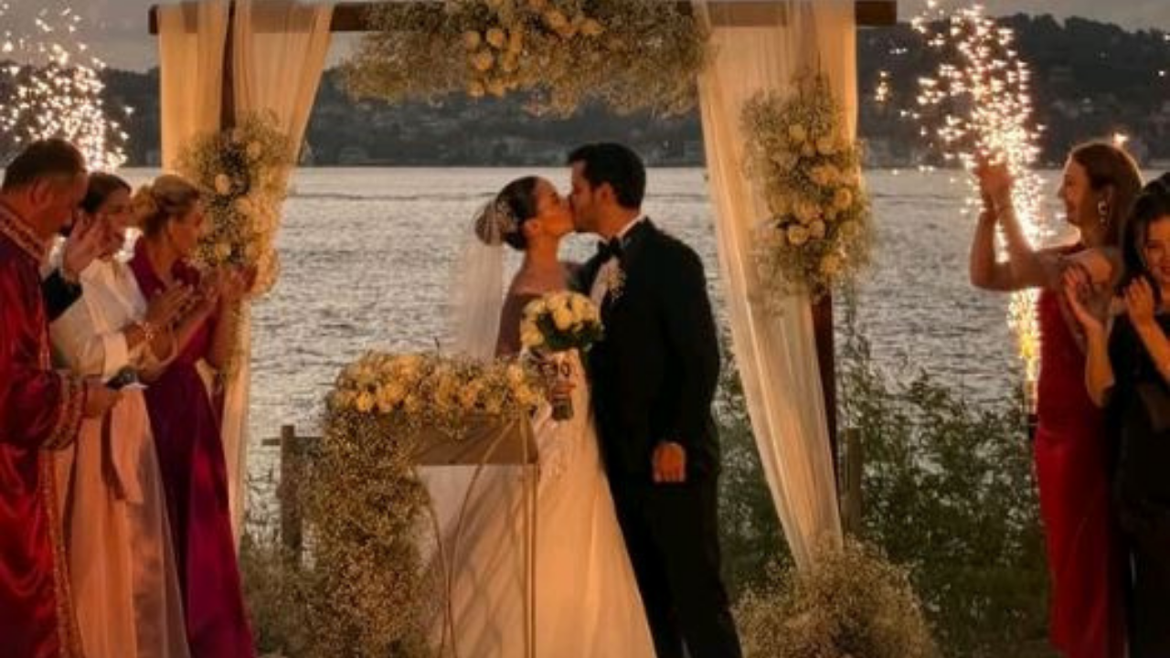 Ezgi Şenler Çocukluk Aşkıyla Evlendi Beykoz’da Görkemli Nikâh (7)