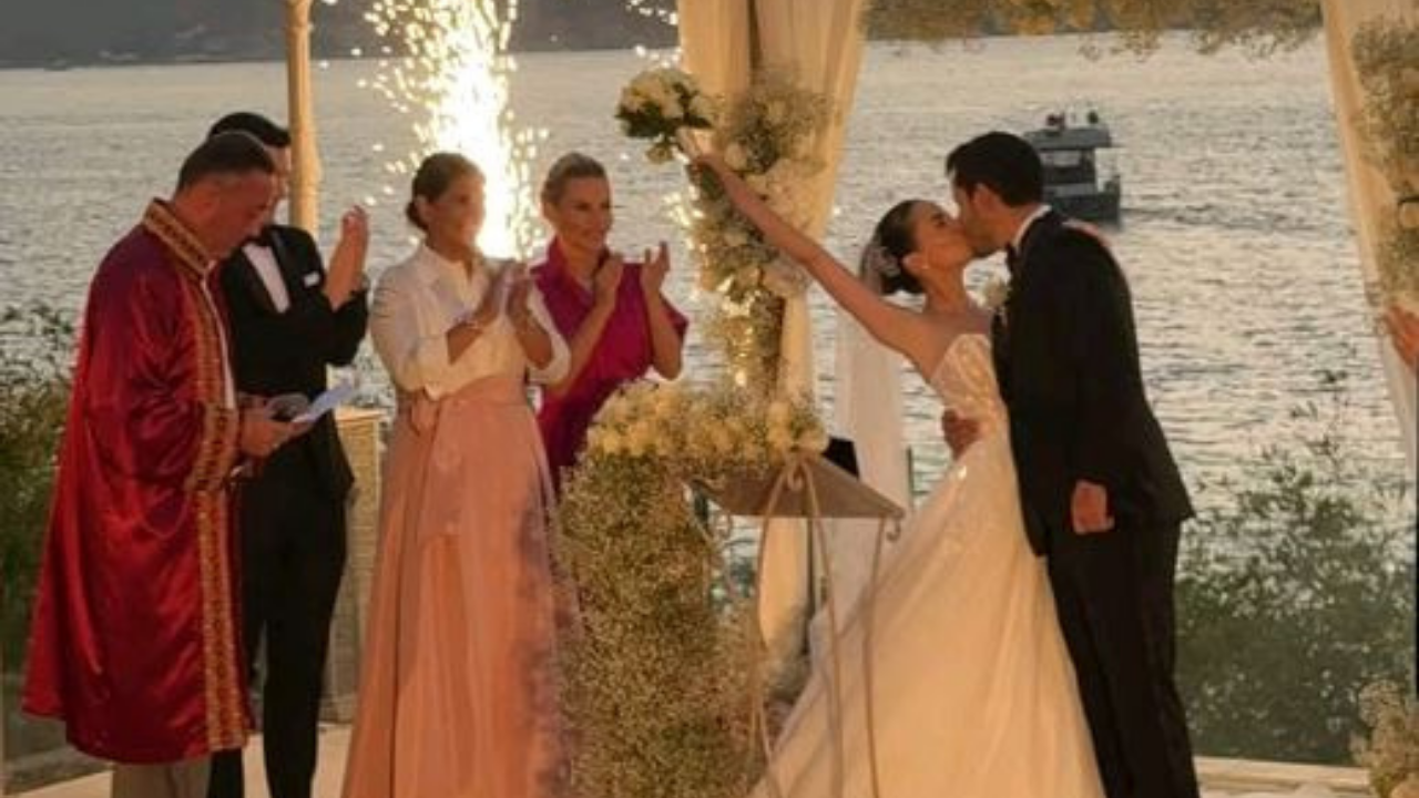 Ezgi Şenler Çocukluk Aşkıyla Evlendi Beykoz’da Görkemli Nikâh (8)