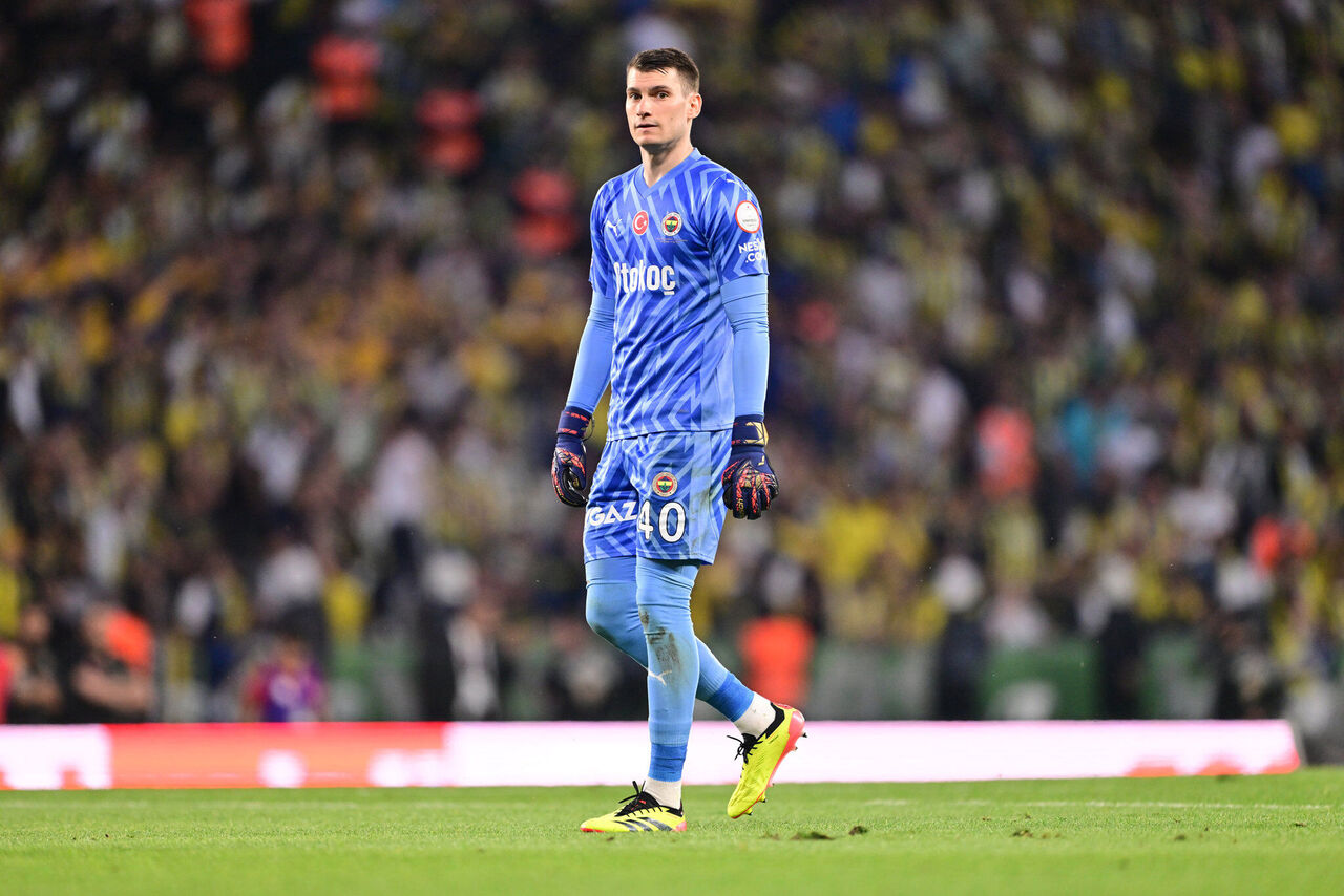 Fenerbahçe'de Kalede Ayrılık Sinyali Livakovic Avrupa'ya Göz Kırptı (4)