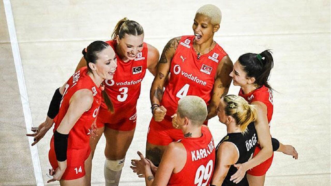 Filenin Sultanları Kanada’yı 3 Devirerek Son 16 Turuna Lider Yükseldi (1)-1